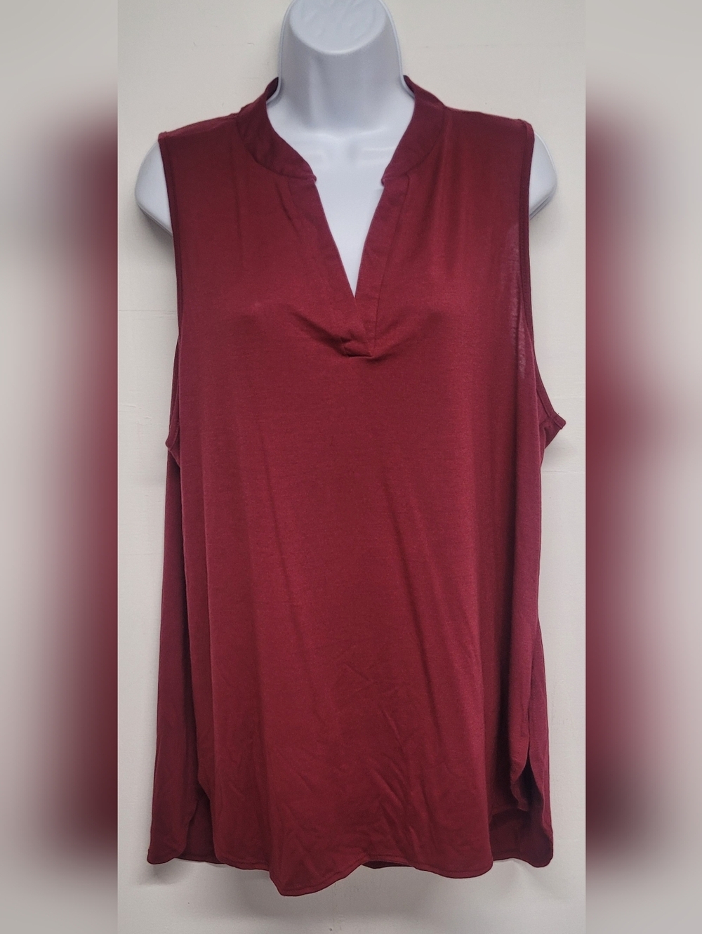Caren Sport 2X Tunic Top Vintage Sleveless V Neck Wine Stretch Versatile